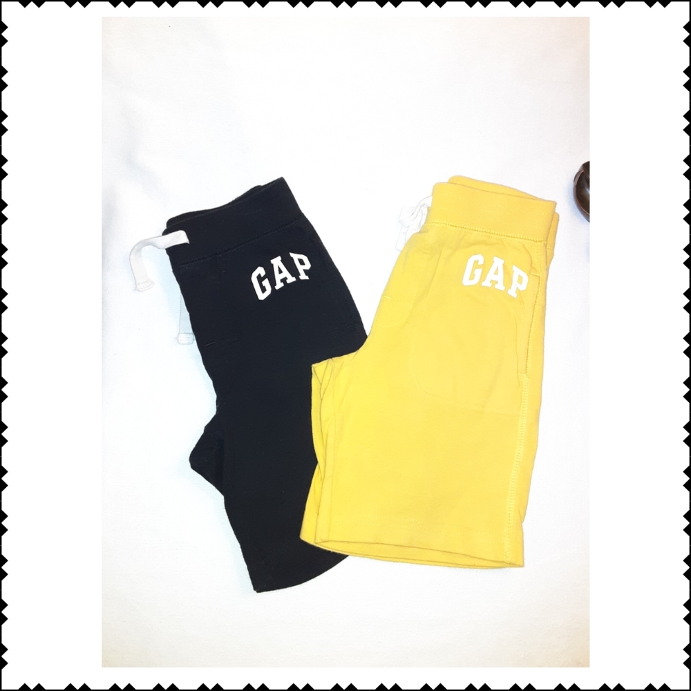 GAP shorts